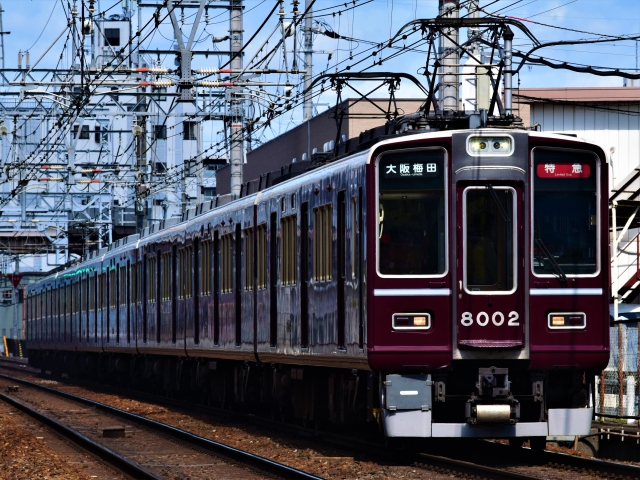 阪急神戸線8000系